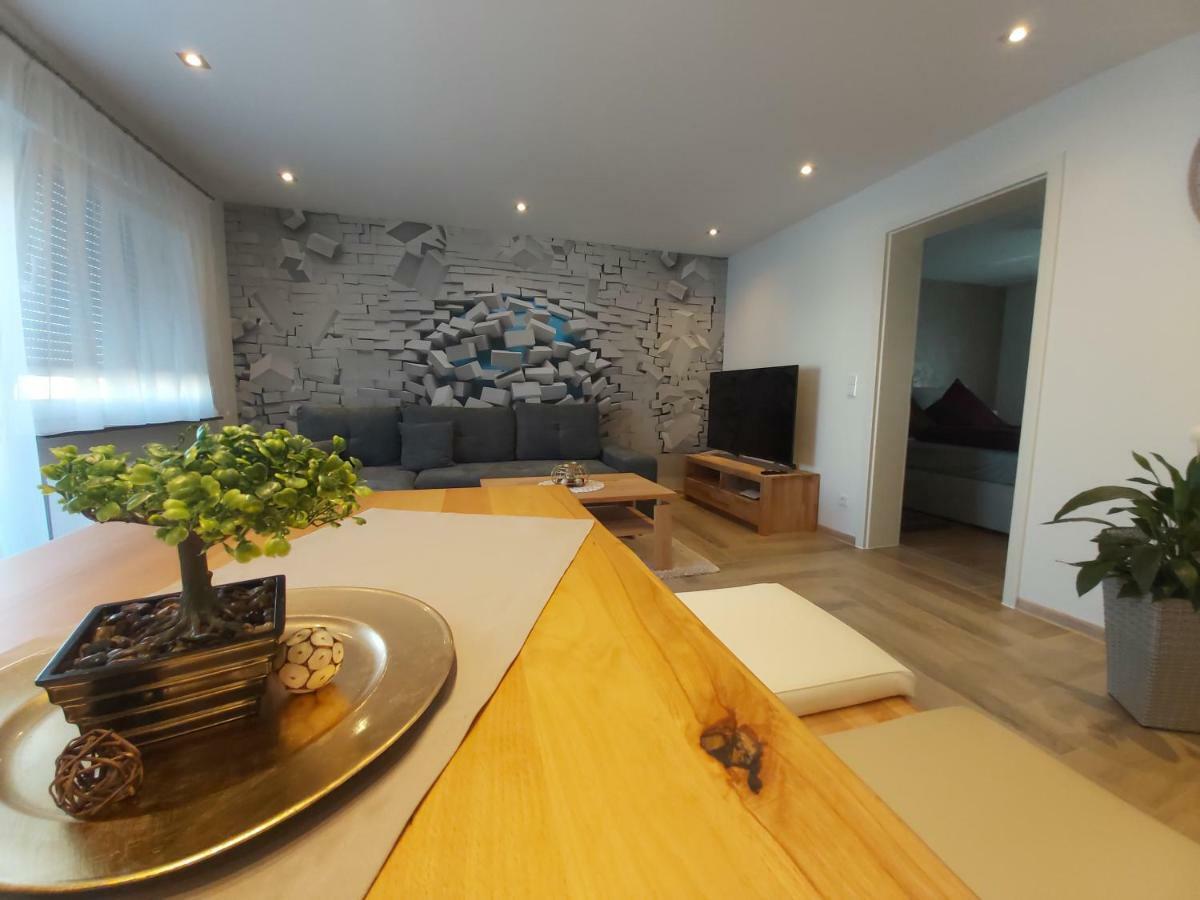 Apartment Claudia Sinsheim Eksteriør bilde