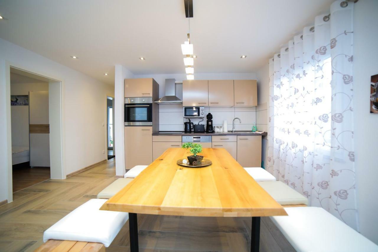Apartment Claudia Sinsheim Eksteriør bilde
