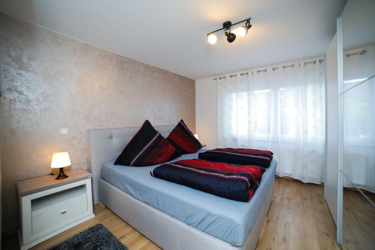 Apartment Claudia Sinsheim Eksteriør bilde