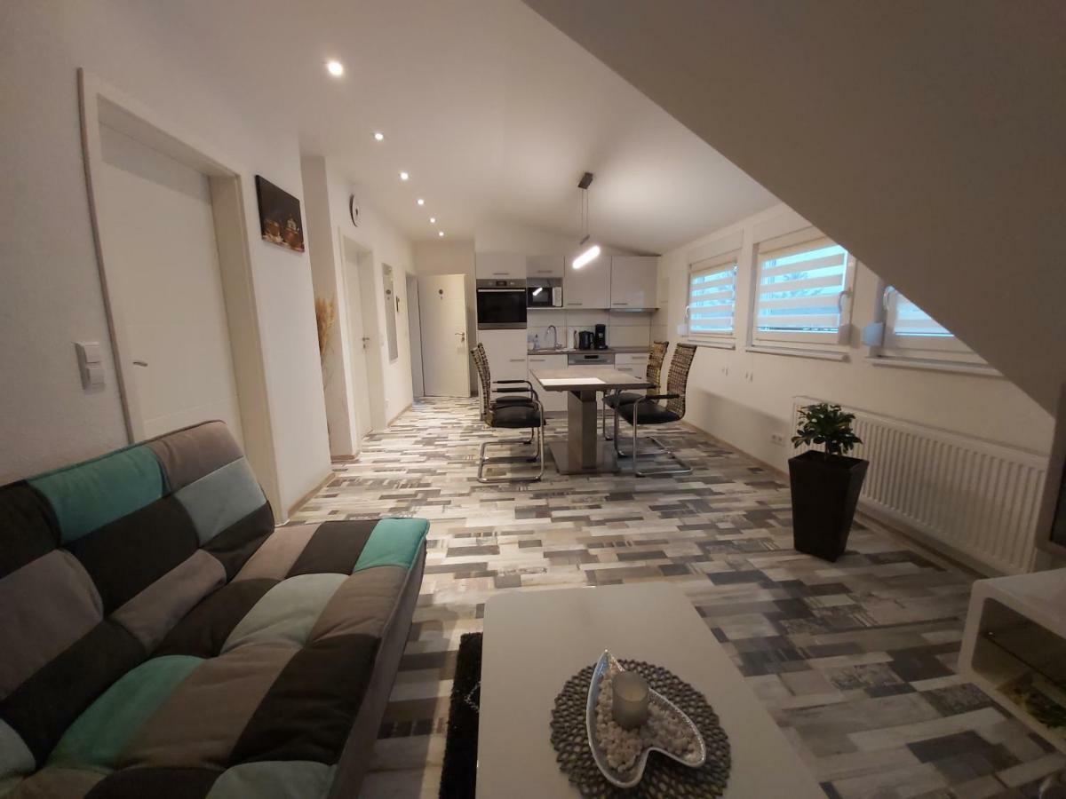 Apartment Claudia Sinsheim Eksteriør bilde