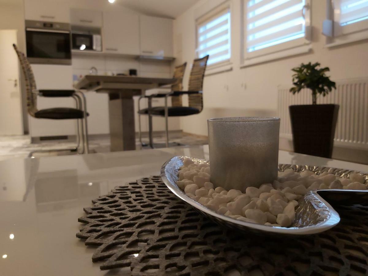 Apartment Claudia Sinsheim Eksteriør bilde