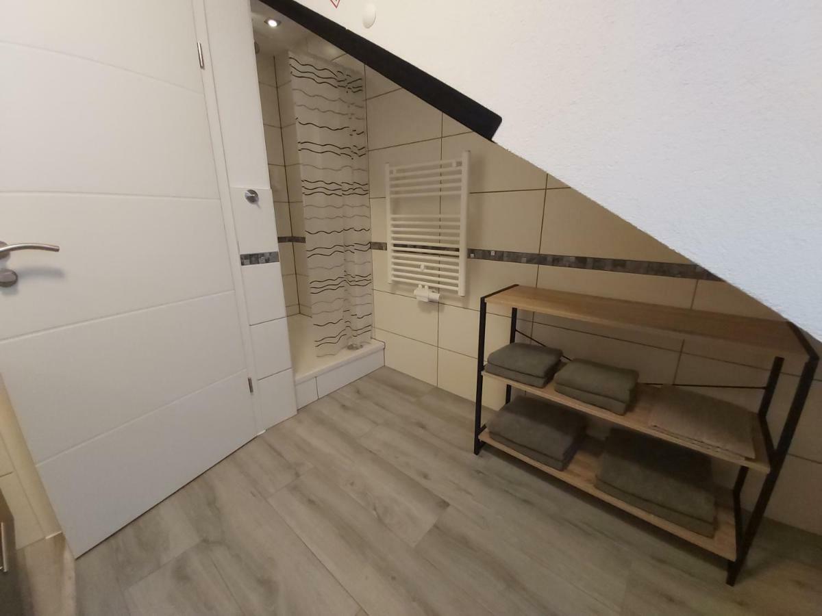 Apartment Claudia Sinsheim Eksteriør bilde